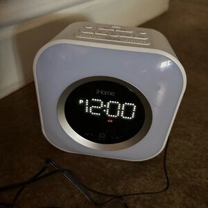 iHome clock speaker